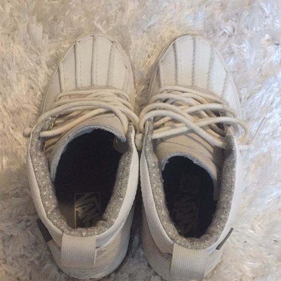 Water resistant Vans - Picture 6 of 6